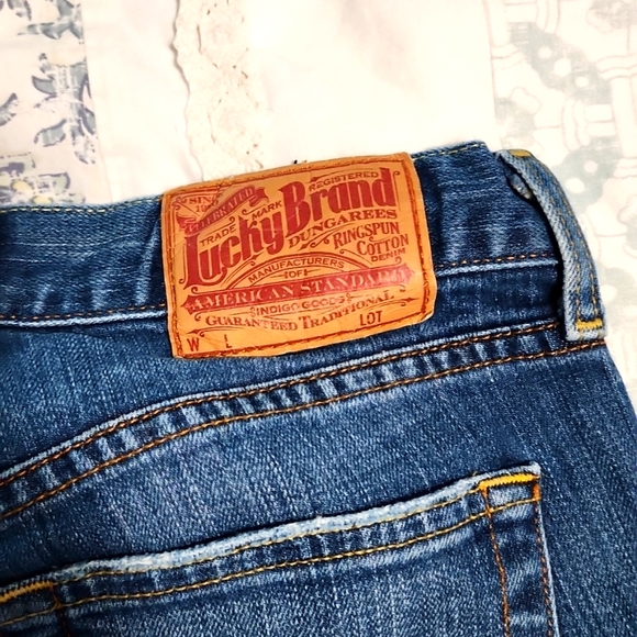 Jeans - Picture 1 of 4